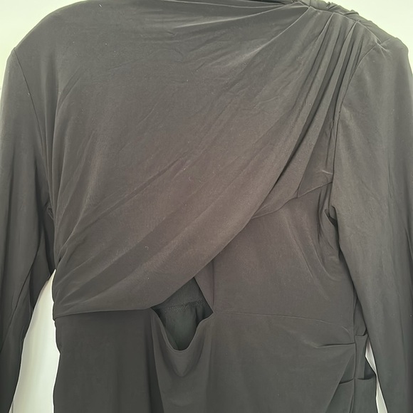 NWT Express Ruched Mock Neck Strong Shoulder Back Cutout Mini Dress Black Sz XL - Picture 11 of 13